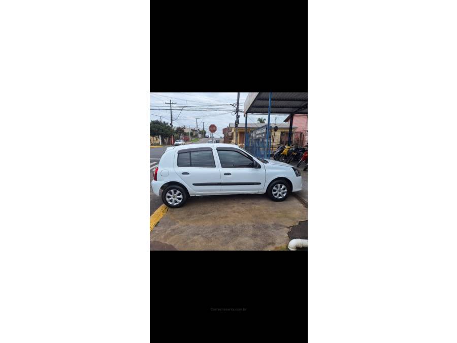 RENAULT - CLIO - 2013/2013 - Branca - R$ 26.000,00