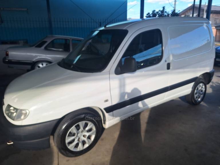 PEUGEOT - PARTNER - 2009/2009 - Branca - R$ 25.000,00
