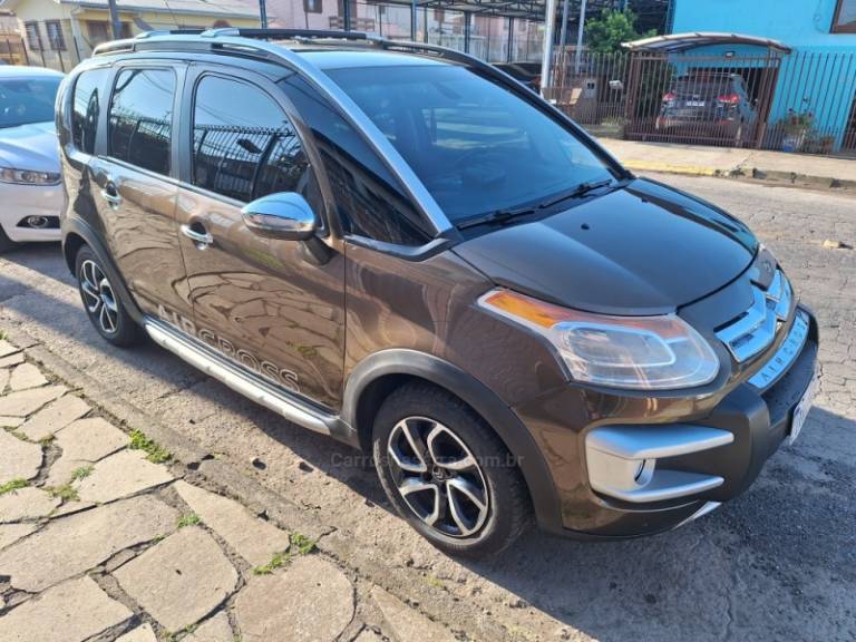 CITROËN - AIRCROSS - 2012/2012 - Marrom - R$ 32.000,00