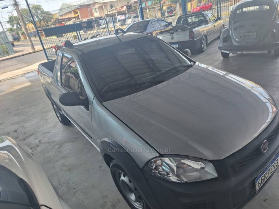 FIAT - STRADA - 2016/2016 - Prata - R$ 43.000,00