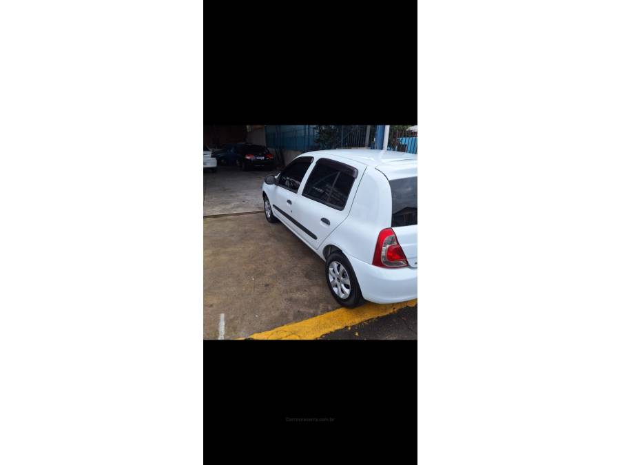 RENAULT - CLIO - 2013/2013 - Branca - R$ 26.000,00