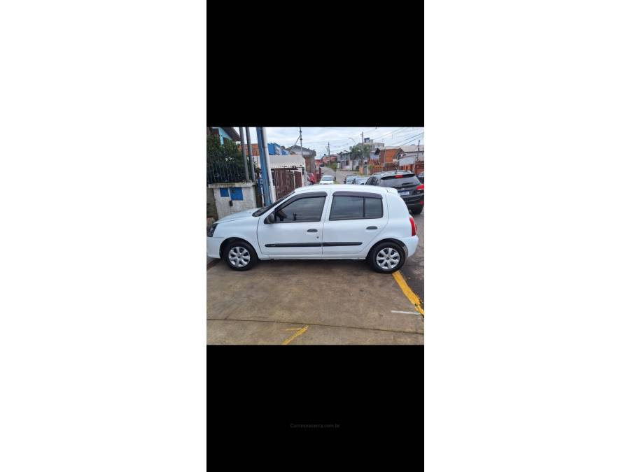 RENAULT - CLIO - 2013/2013 - Branca - R$ 26.000,00